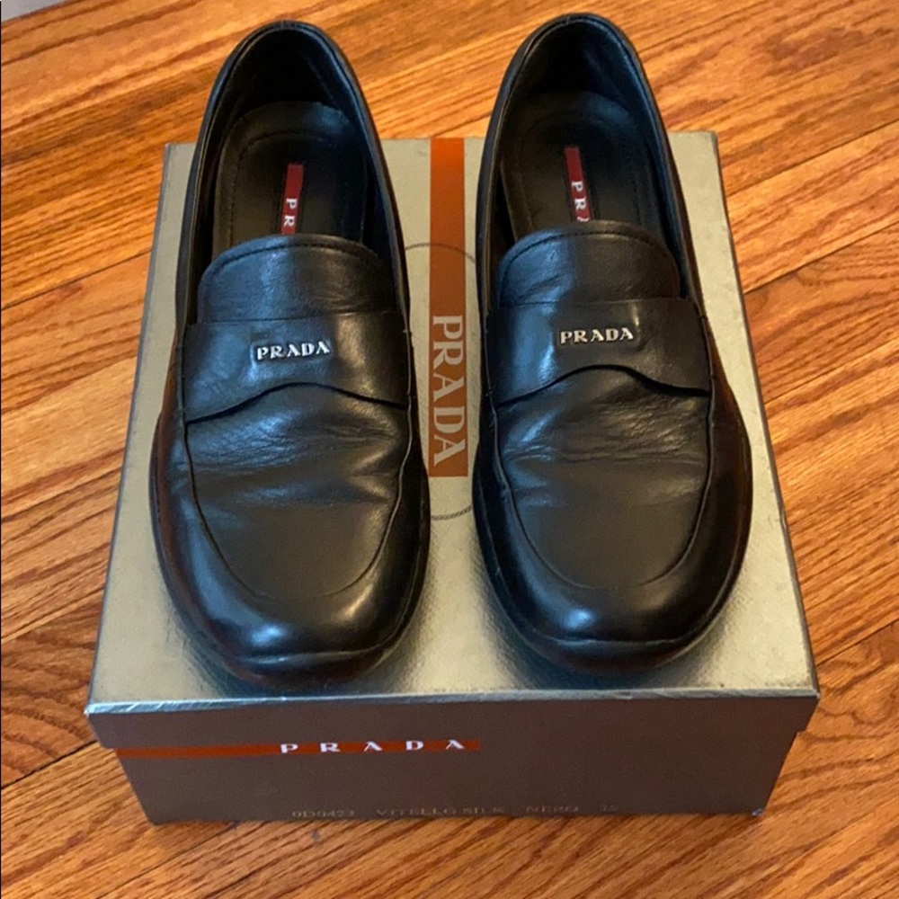 Prada boys shoes almost new!!! Euro size 35